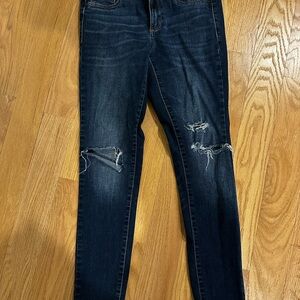 Dark Blue Distressed Women's Jeans - Skinny Fit